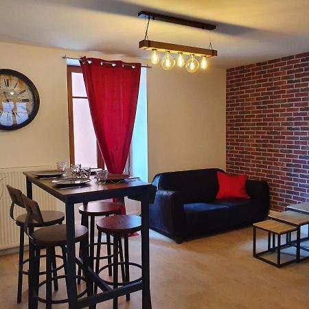Appartement Industriel Avec Petite Terrasse Belfort Exterior photo